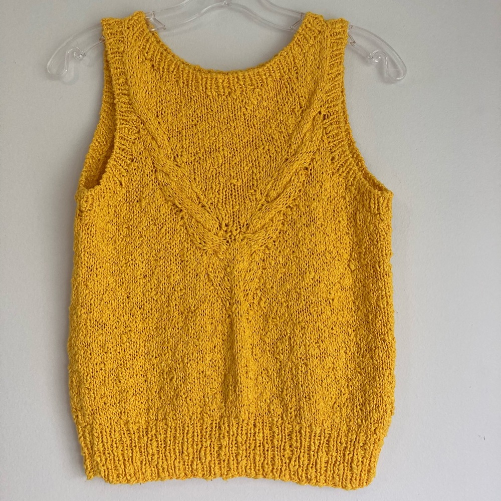 Vintage sleeveless Sweater